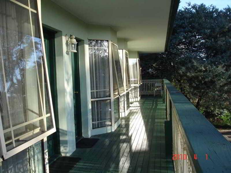 Miranda Lodge Canberra Exterior photo